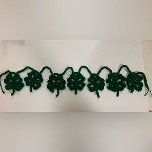 St Patrick Seven Shamrocks Four Leaf Clovers Garland New Handmade Crochet